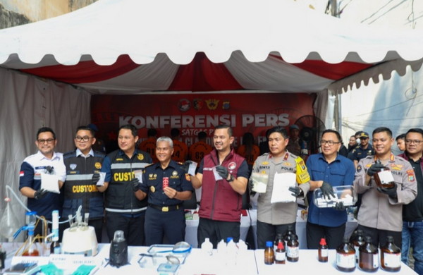Polri Tangkap 6 Orang yang Terlibat di Pabrik Narkoba di Medan
