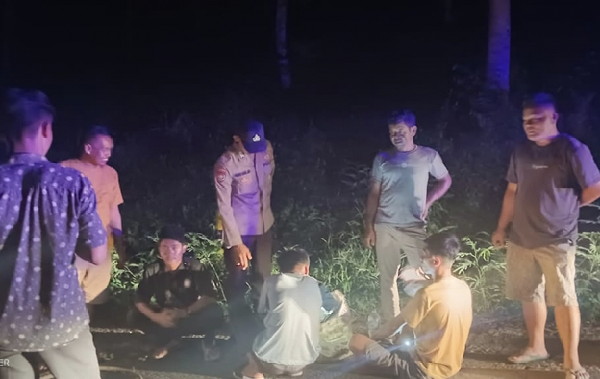 Cegah Tindak Kejahatan, Polsek Bengkunat Polres Pesisir Barat Laksanakan KRYD dengan melakukan Patroli Hunting