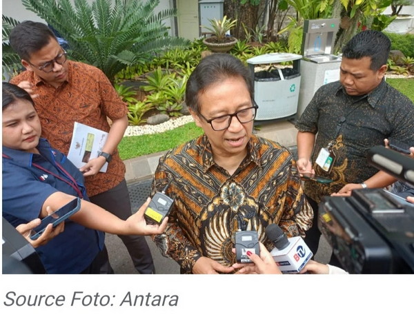 Presiden Jokowi Minta Harga Obat dan Alkes Dapat Ditekan