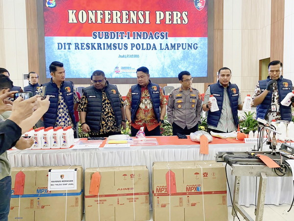 Peredaran Oli Palsu di Lampung Terungkap, Ribuan Botol Disita