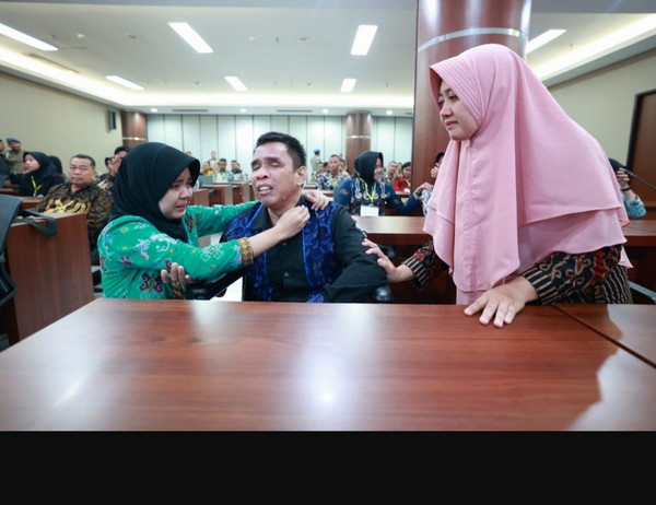 Anak Korban Bom Surabaya Lolos Rekrutmen Polri: Saya Lanjutkan Perjuangan Bapak