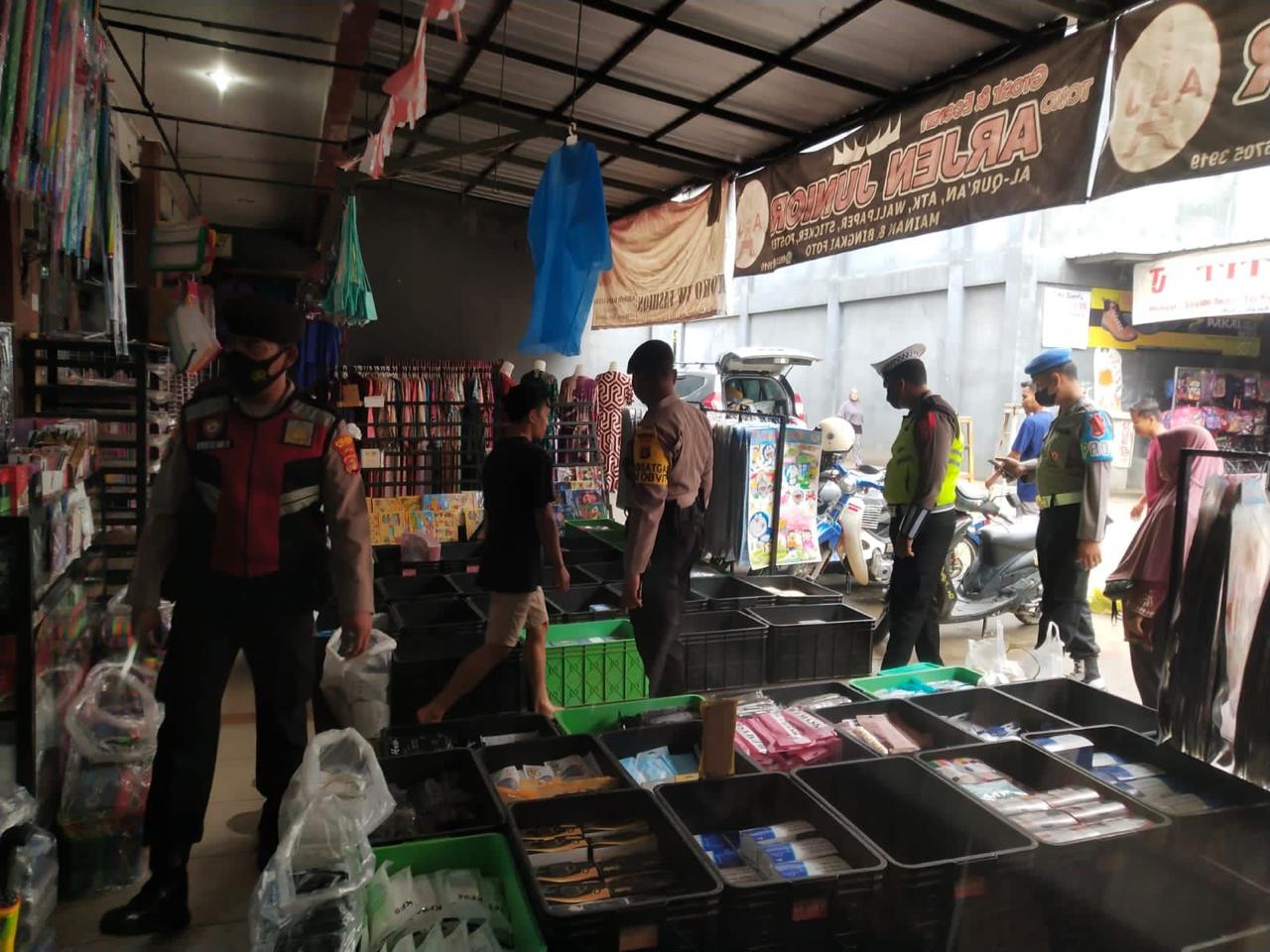 Jelang Pergantian Tahun Baru 2023, Polres Metro Razia Petasan Dan Kembang Api