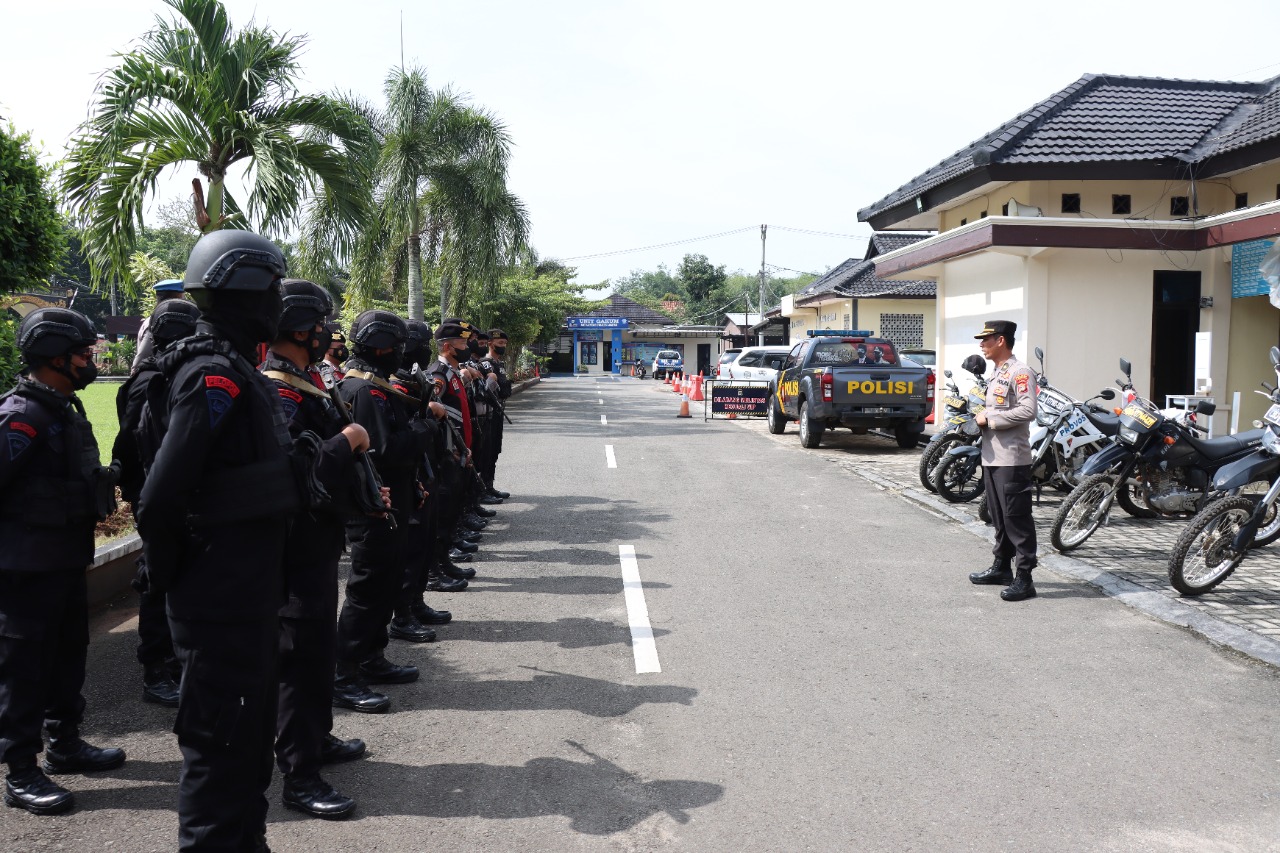 Sat Samapta Polres Lampung Timur Gelar Patroli Bersama Dengan Kompi 2 Batalyon B Pelopor Lampung Timur