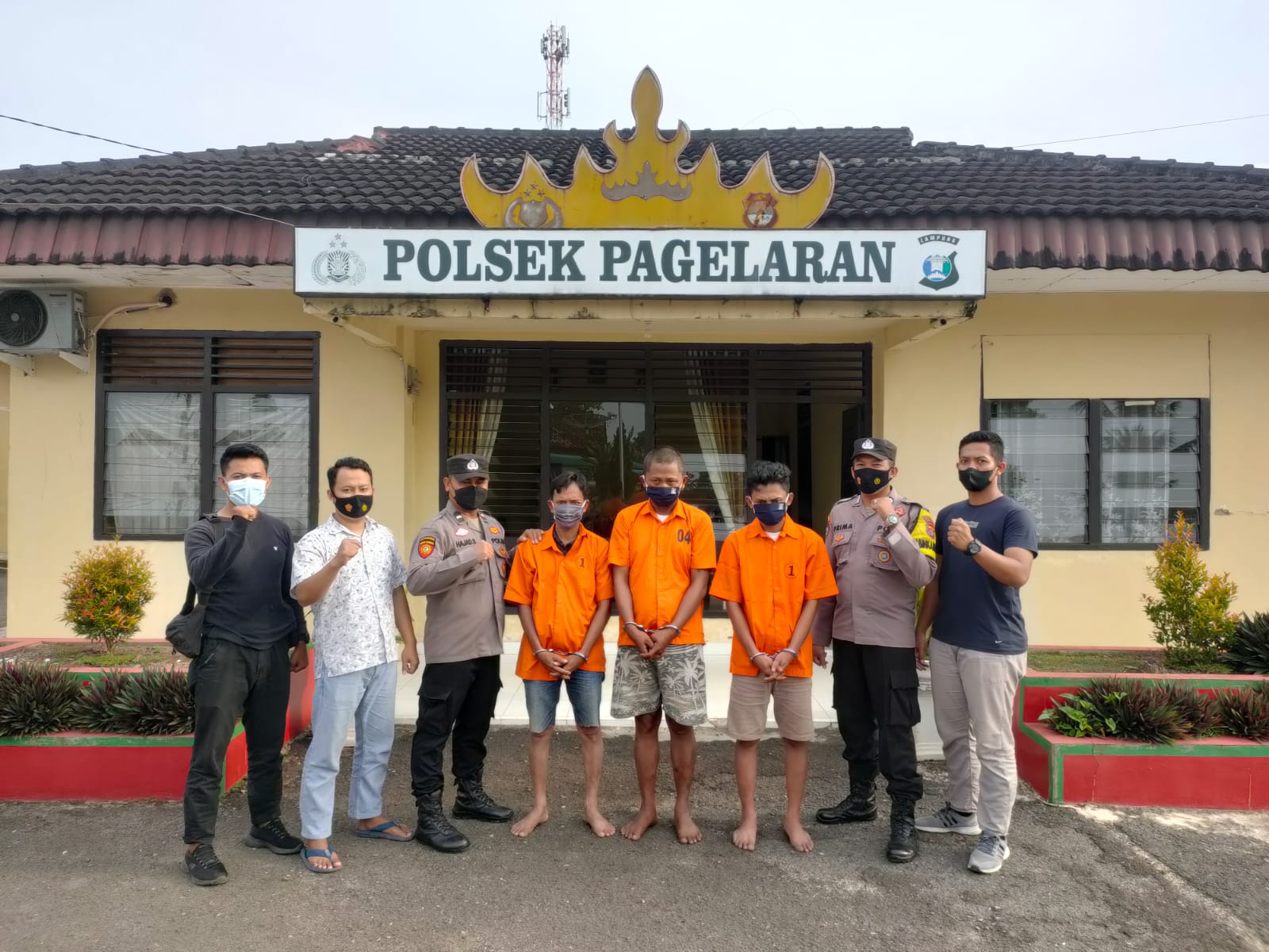 Polsek Pegelaran Berhasil Meringkus Tiga Orang Sendikat Pencuri Baterai dan Kabel Tembaga menara  BTS