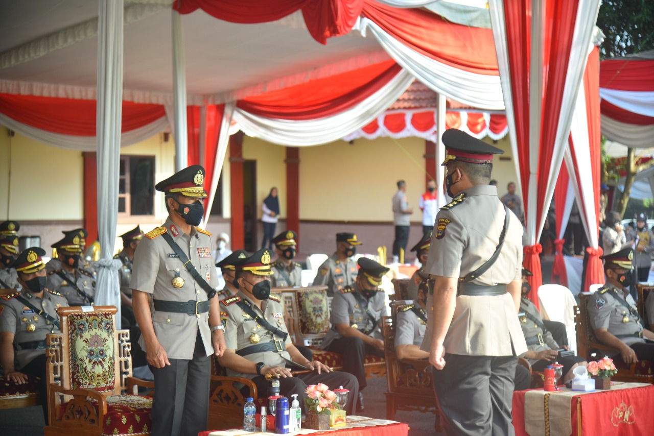 Lantik 267 Bintara Polri, Wakapolda lampung : Jadilah Sosok Polisi Panutan dan Teladan di Masyarakat