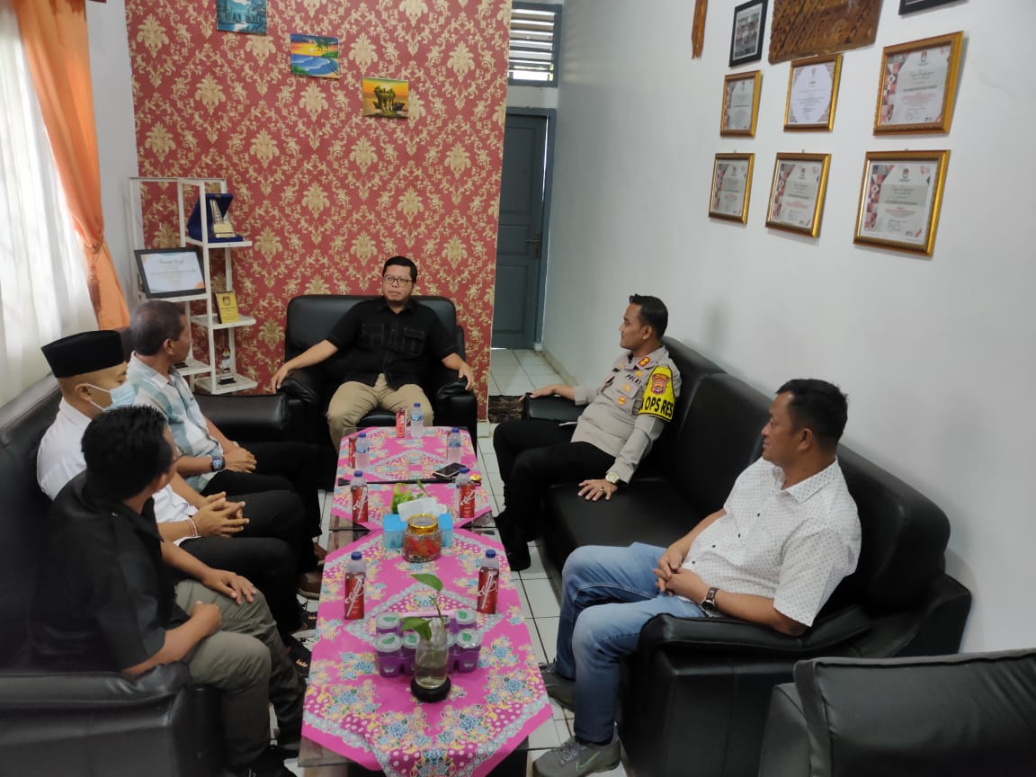 Kunjungi KPU Way Kanan, Kapolres Berharap Pemilu 2024 Berjalan Sukses dan Aman
