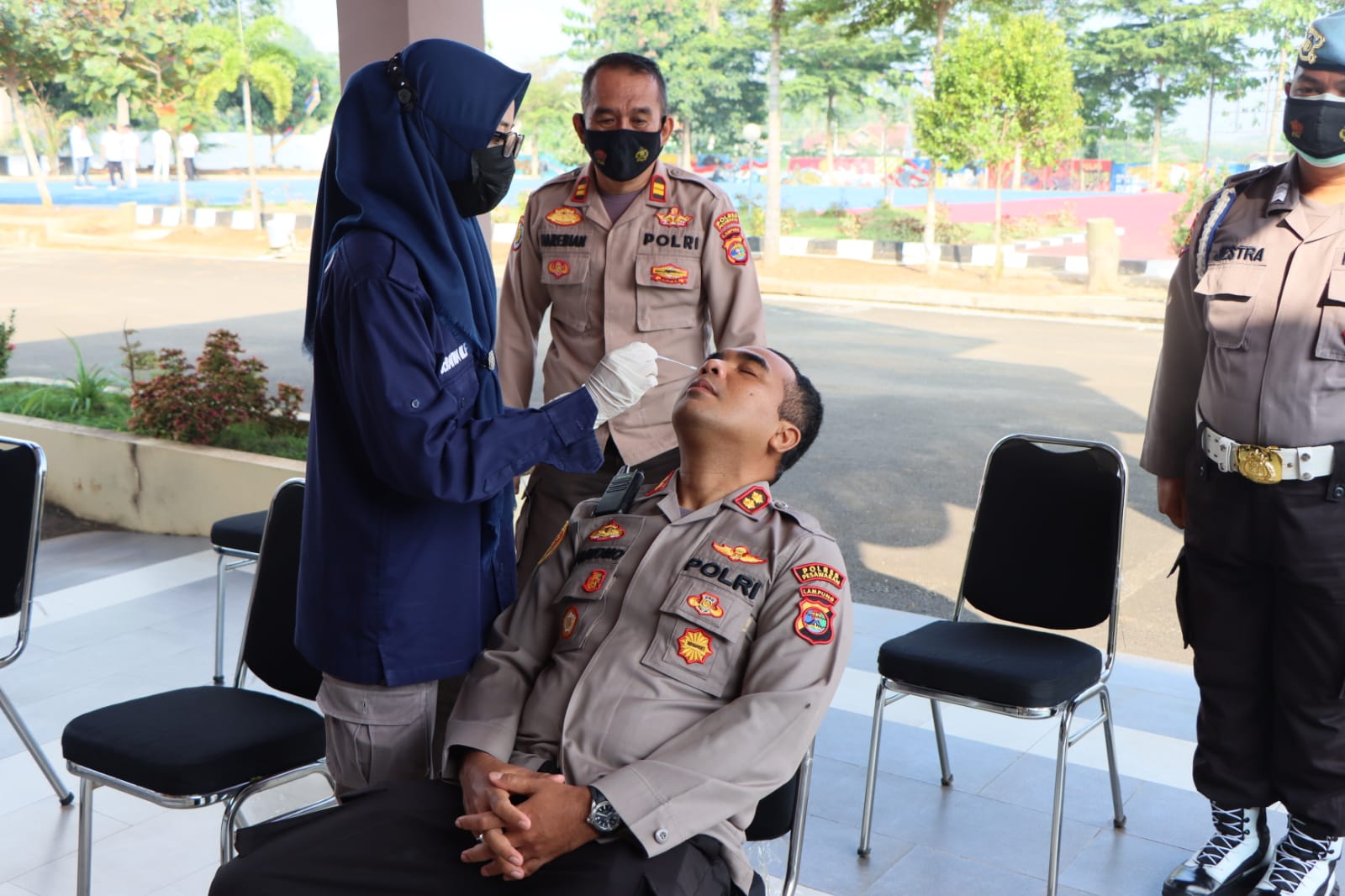 Antisipasi penyebaran Covid-19, Polres Pesawaran Lakukan tes Swab kepada personil