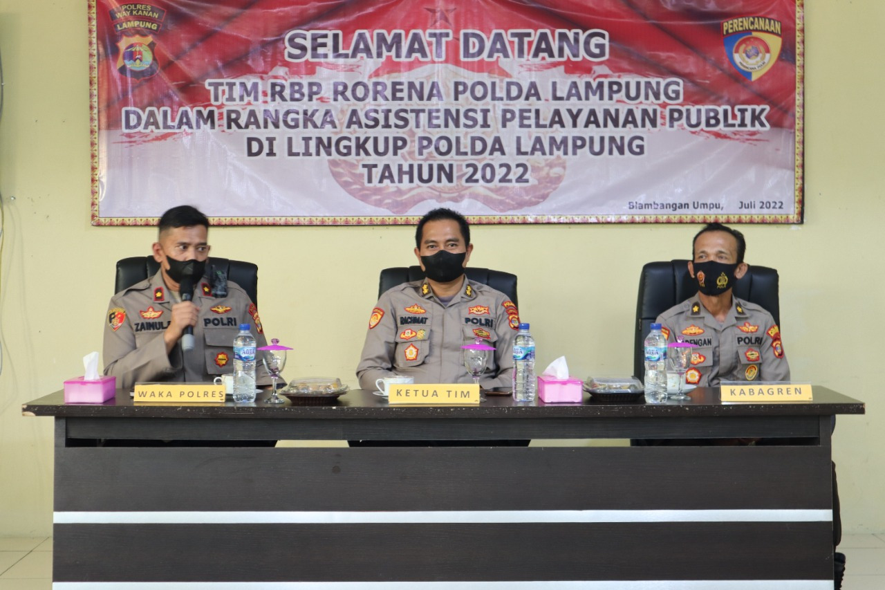 Polda Lampung Lakukan Asistensi Pelayanan Publik di Mapolres Way Kanan.