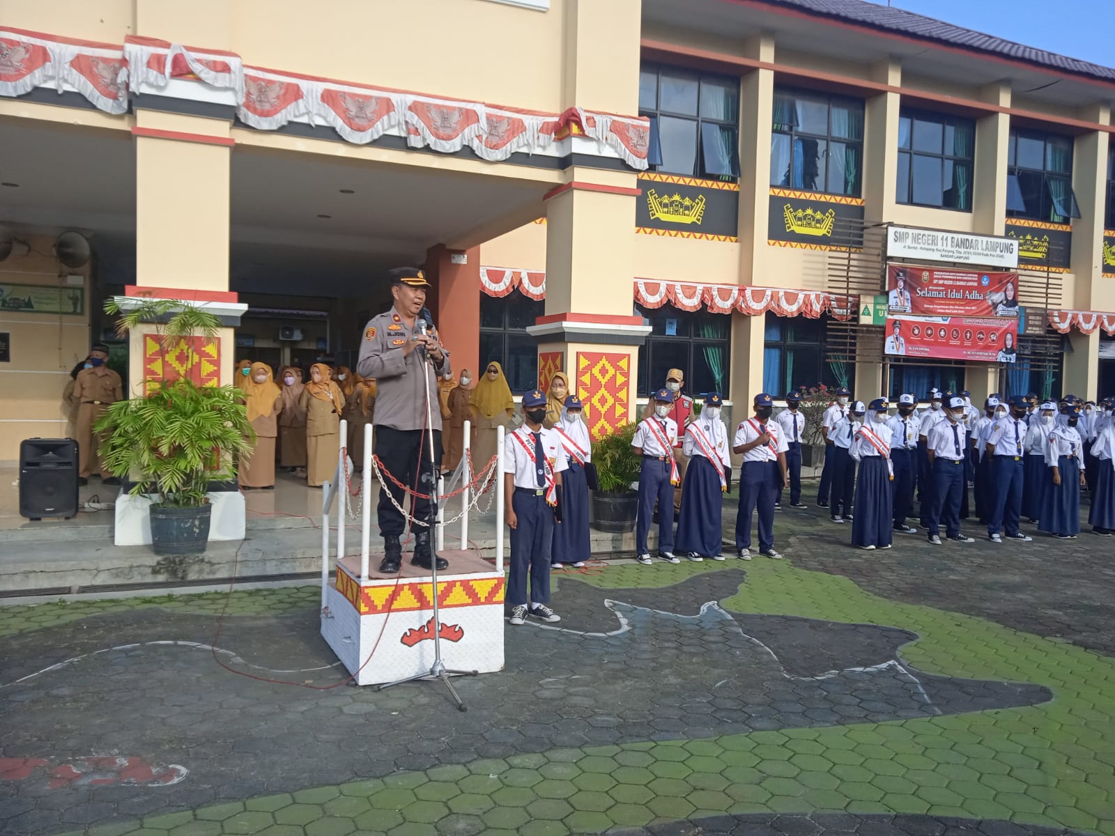 Jadi Irup Upacara di SMPN 11 dan SMPN 37 Ketapang Panjang, Kapolsek Panjang : Bijaklah Menggunakan Media Sosial