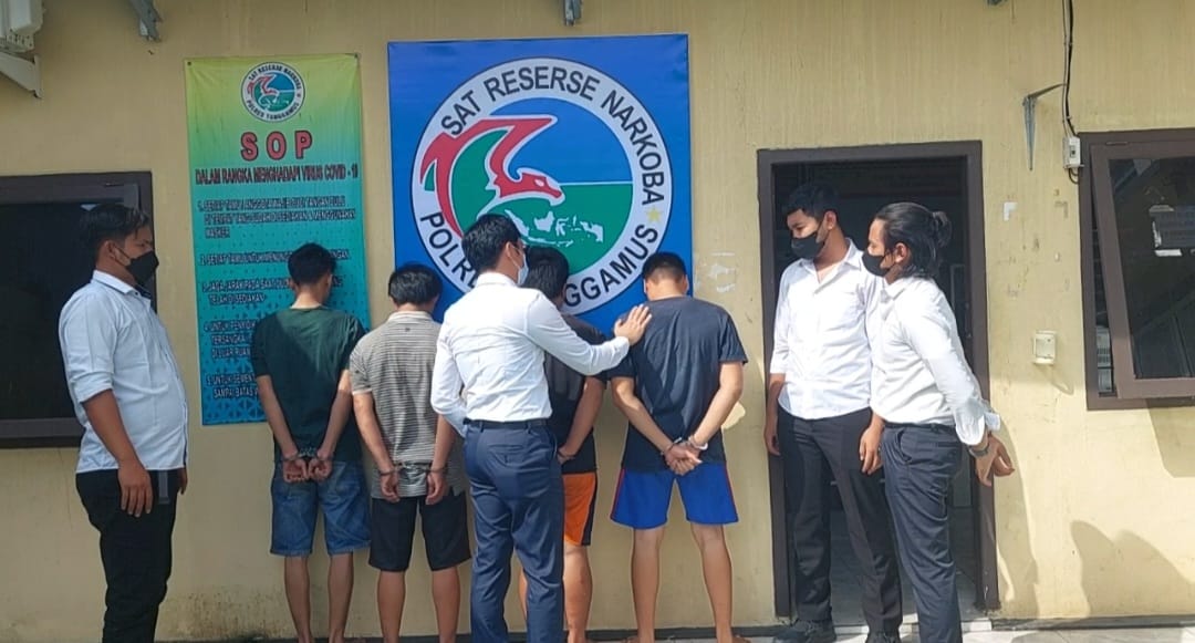 Satresnarkoba Polres Tanggamus Tangkap 4 Tersangka pengedar Sabu, Seorangnya PNS