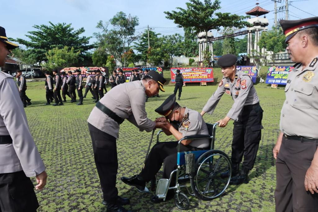 Awal Tahun 2023, 38 Personel Polres Lampung Utara Naik Pangkat