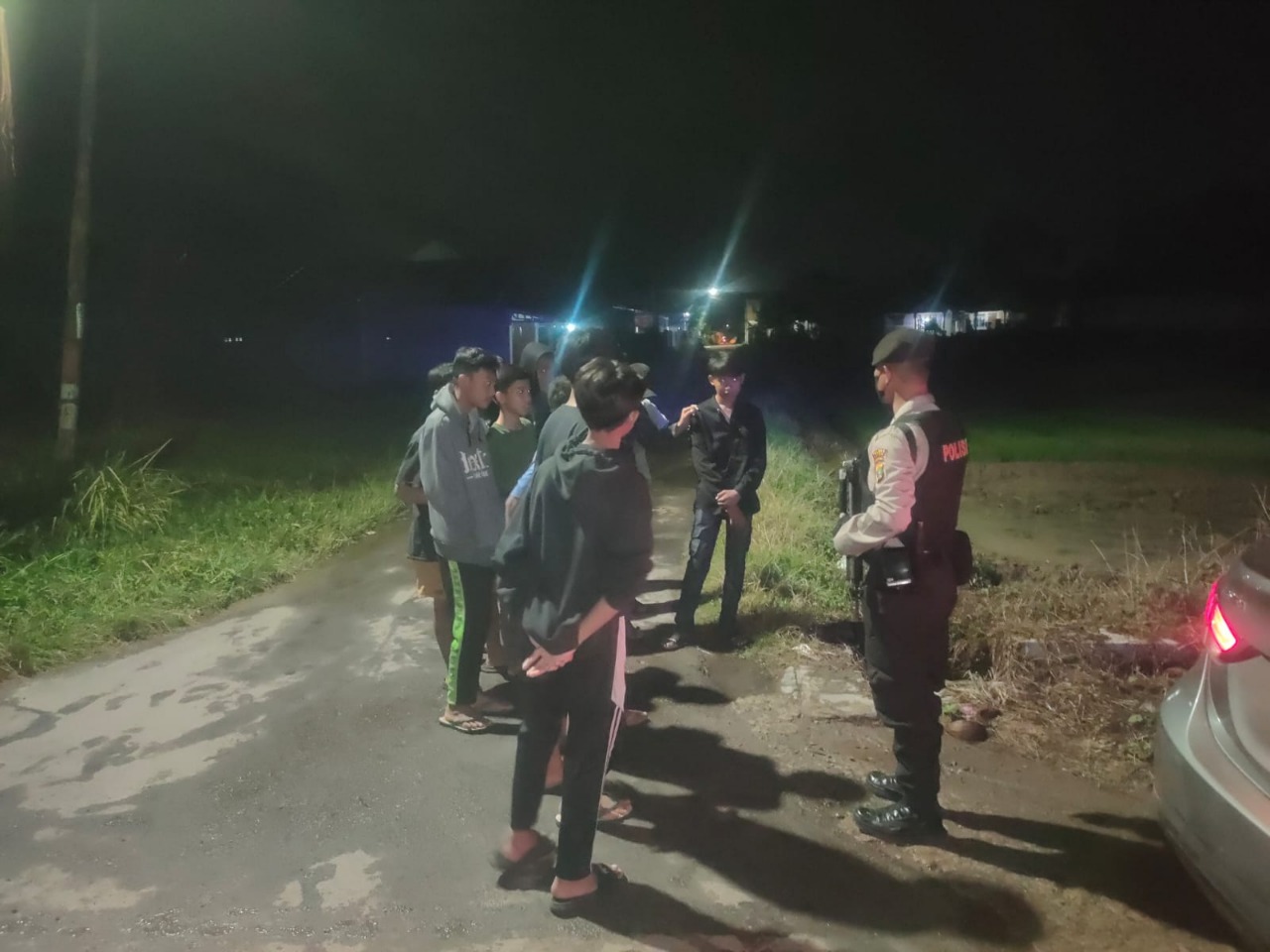 Nongkrong Hingga Larut Malam, Polisi Himbau Para Remaja Untuk Segera Pulang