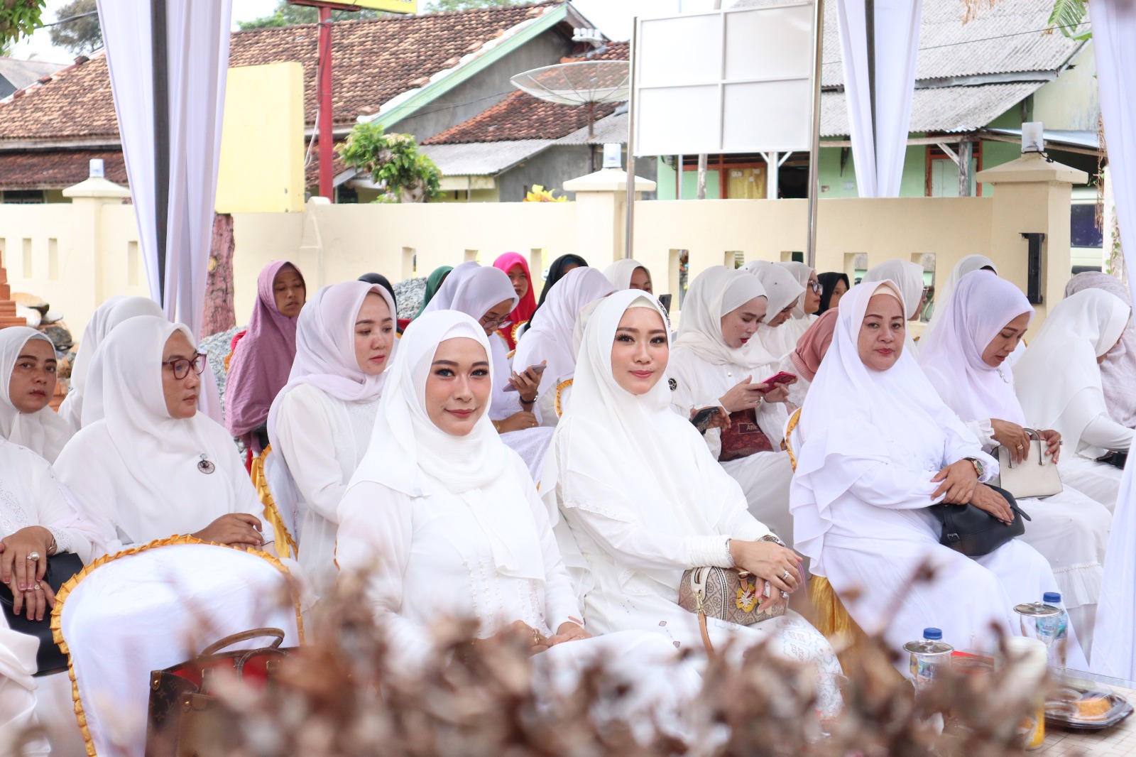 Doa dan Dzikir Bersama Bhayangkari Cabang Pesisir Barat Bersama Anak Anak Panti Asuhan