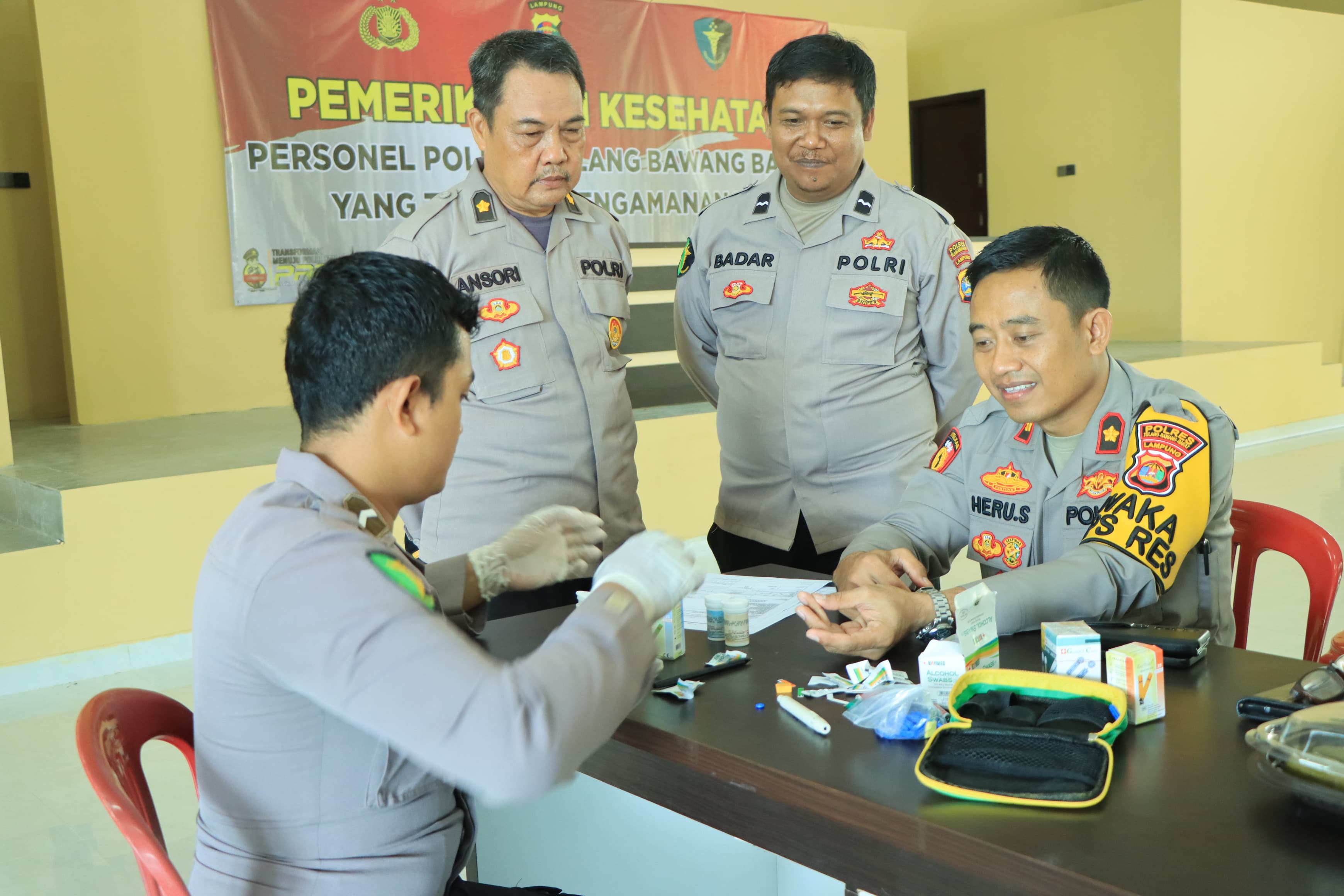 Jelang Pemilu, Personel Polres Tulang Bawang Barat di Cek Kesehatan