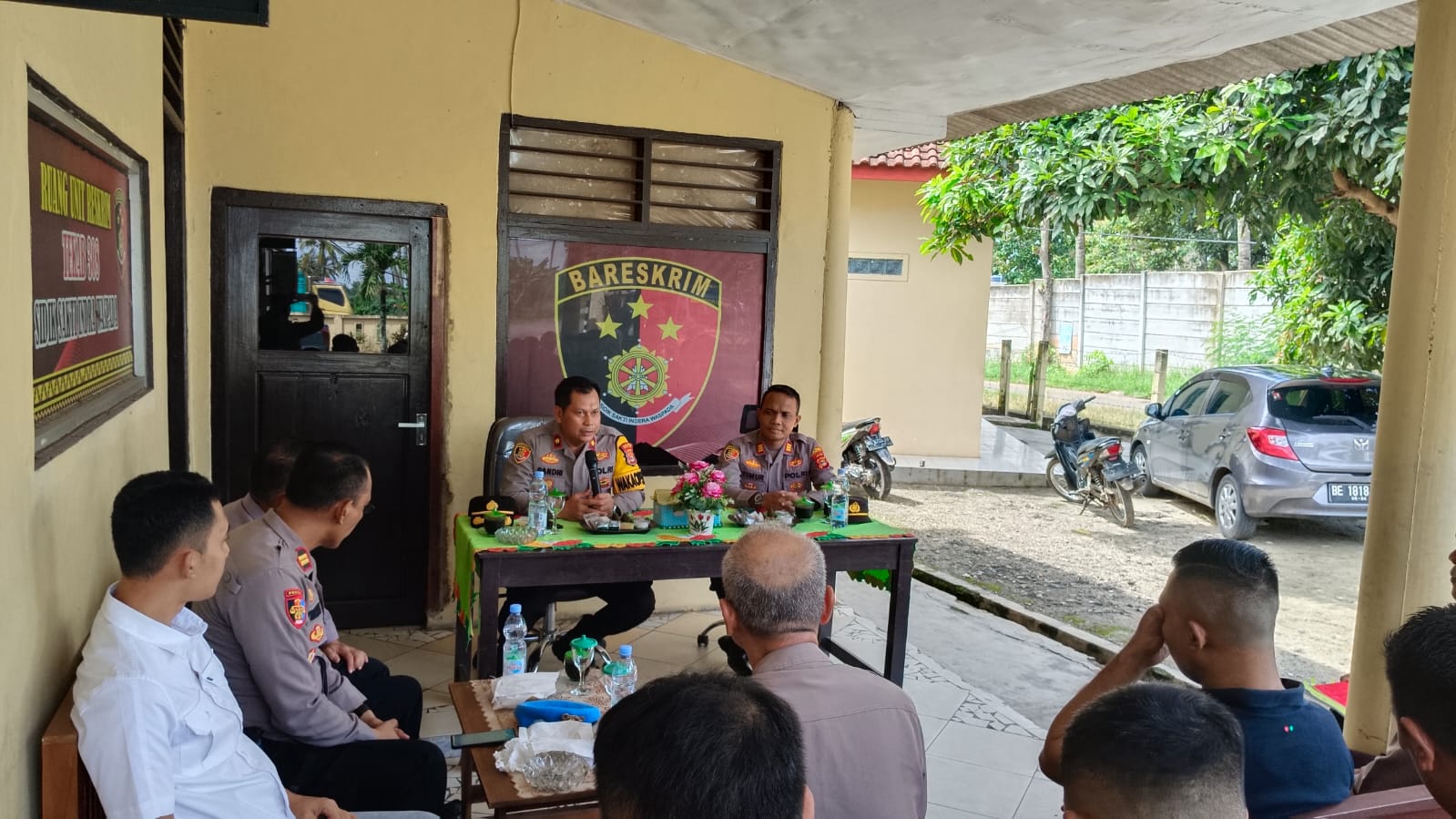 Wakapolres Pesawaran Laksanakan Kunker ke Polsek Tegineneng, Cek Kesiapan Personil Melakukan Pelayanan