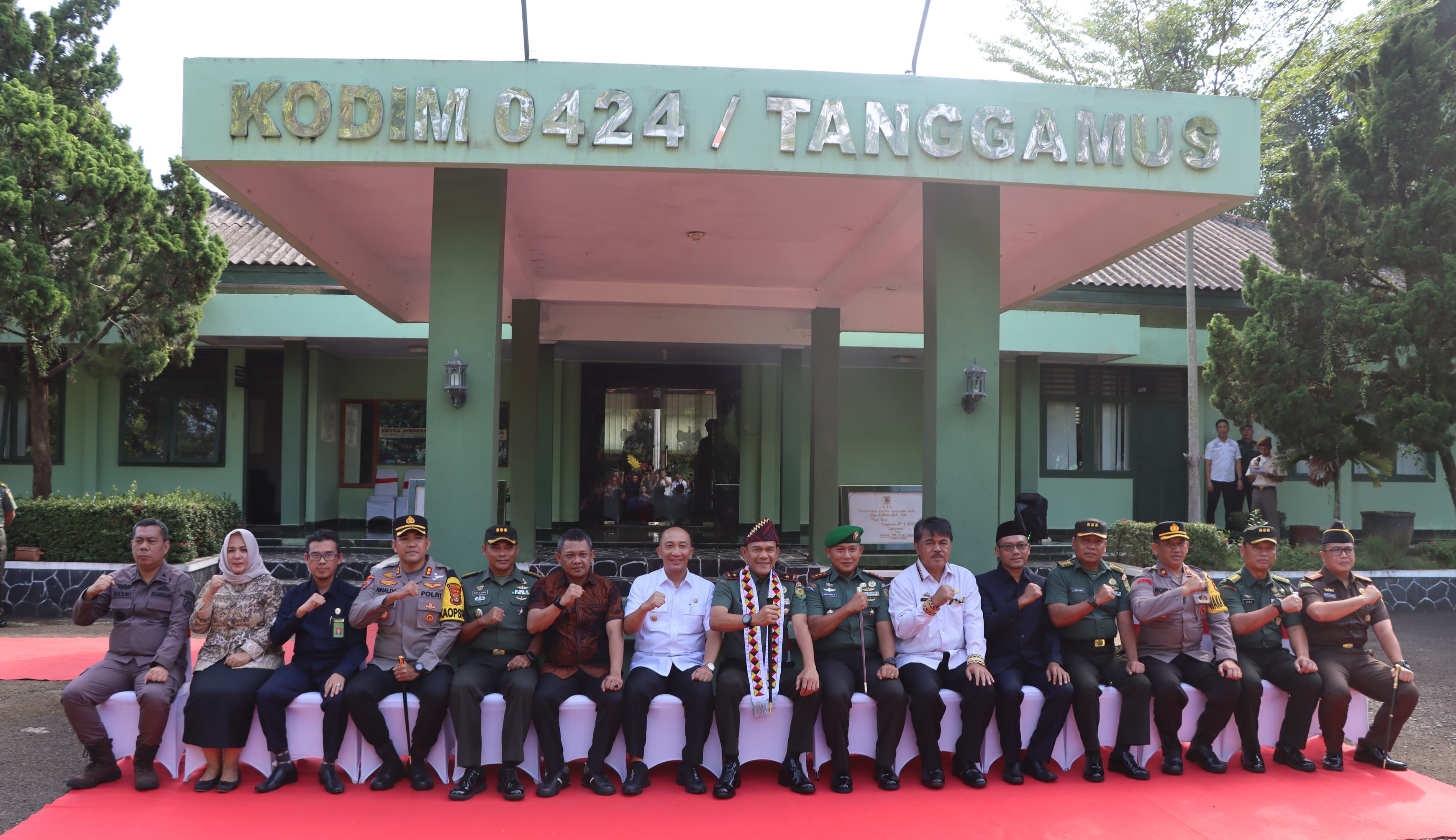 Wakapolres Pringsewu Turut Sambut Kunjungan Kerja Danrem 043 Garuda Hitam di Markas Kodim 0424 Tanggamus