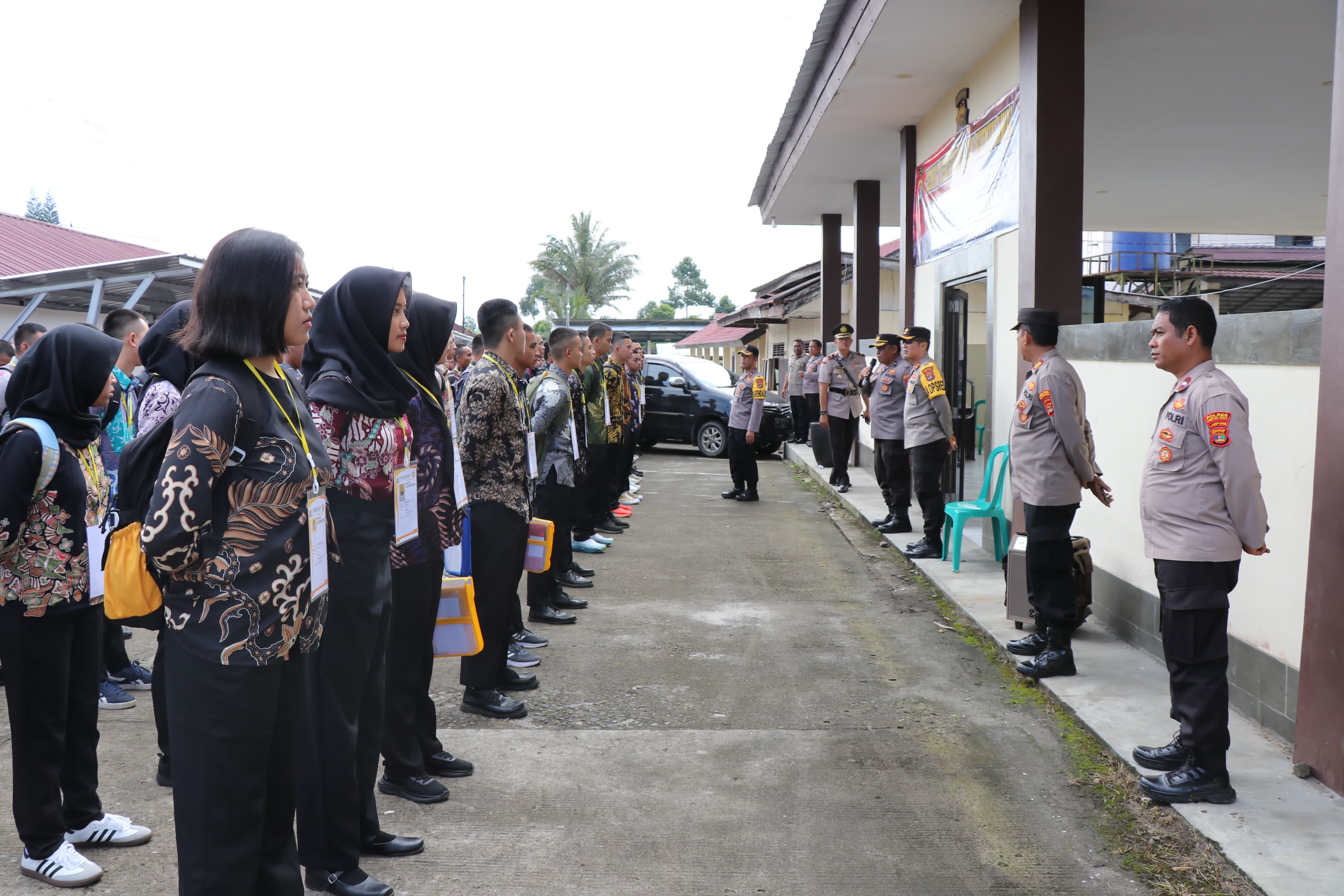 Kapolres Lampung Barat Memberi Pengarahan Kepada Panitia Penerimaan Polri T.A.2024
